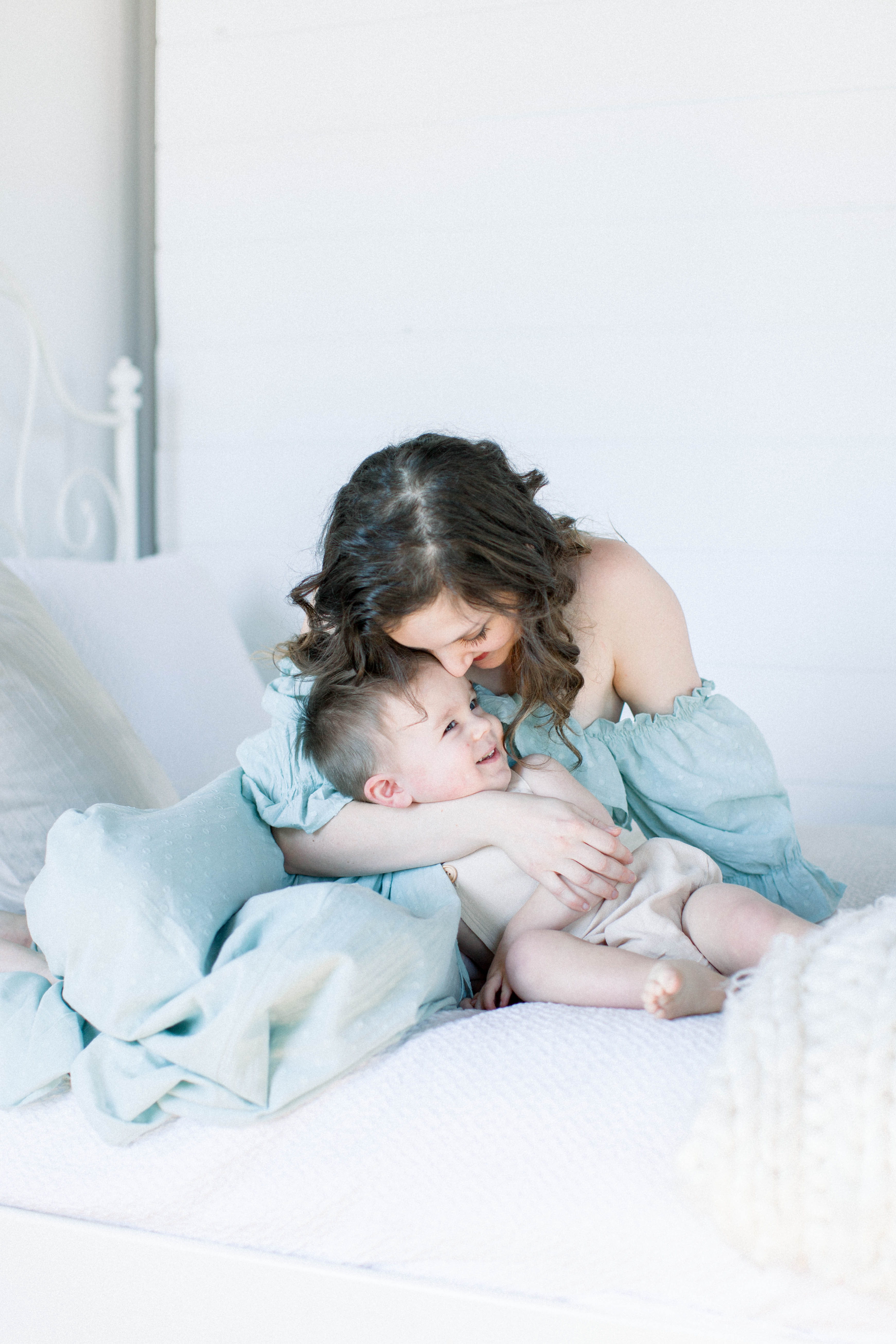 Edina, Minnesota Family & Motherhood Photographer AnaLise Motherhood