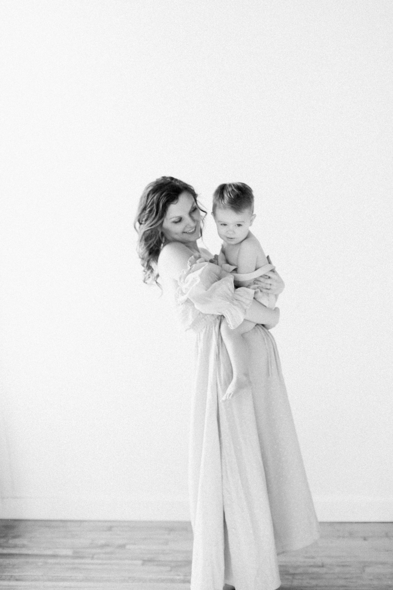 Edina, Minnesota Family & Motherhood Photographer AnaLise Motherhood